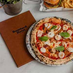 Wood-Fired Pizza at Samford Valley Hotel