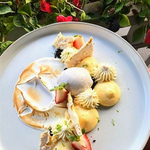 Experience French Flavours at C’est Bon