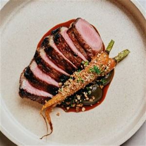 Seasonal Flavours, Curated Dishes