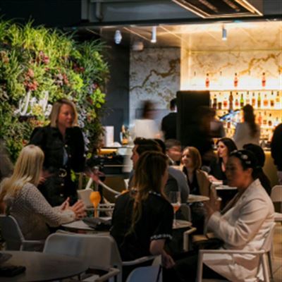 Stella Restaurant and Bar