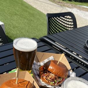 Breakfast & Lunch at Burleigh Driving Range