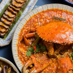 Enjoy the little things with crabs