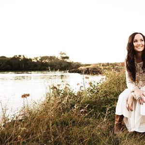 Klancie Keough Live on The Deck