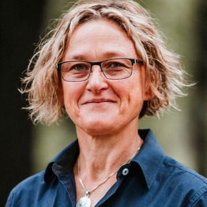 Long Table Lunch with Inga Simpson