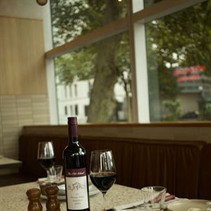 Refined Premium Restaurant for Food Lover's
