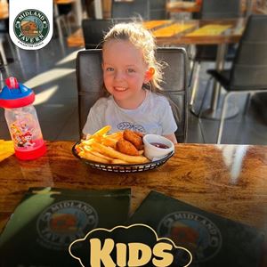 Kids Eat Free Sat & Sun 