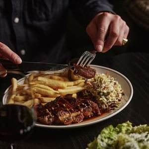 Steak Mondays At Flying Duck Hotel