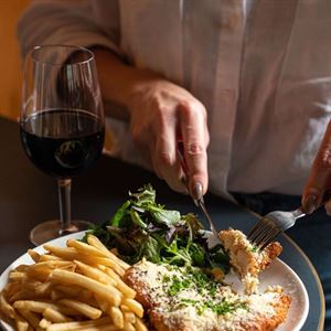 Parmi Night