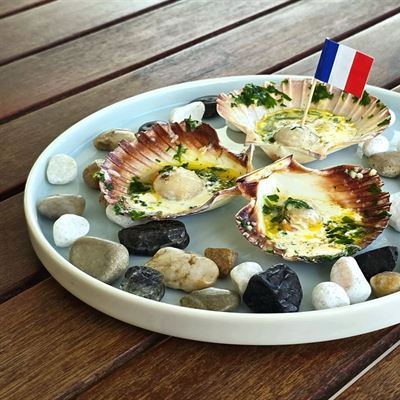 The UPPside European Restaurant and Wine Bar