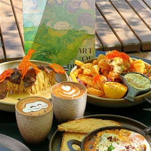 Sunday Kids Eat Free