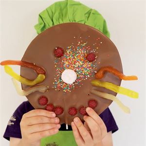 School Holiday Giant Chocolate Lollipop Making