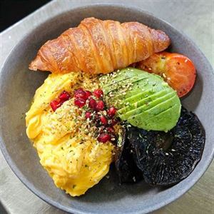 Breakfast at The Picnic Basket Cafe