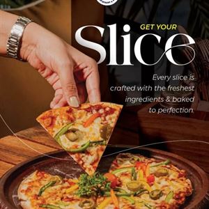 Gourmet Pizza at Bay Beach Italian Restaurant & Bar Lounge