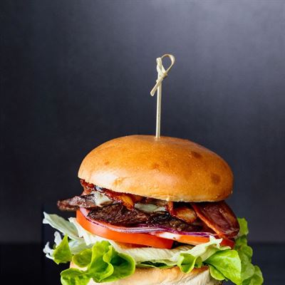 St Helens Bar & Burgers